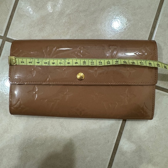 Louis Vuitton long wallet - Picture 8 of 9
